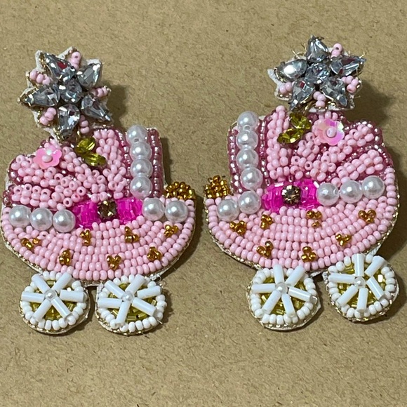 🎉🍼Pink Multicolor Beaded Crystal Baby Carriage Shower Gift - Picture 1 of 1